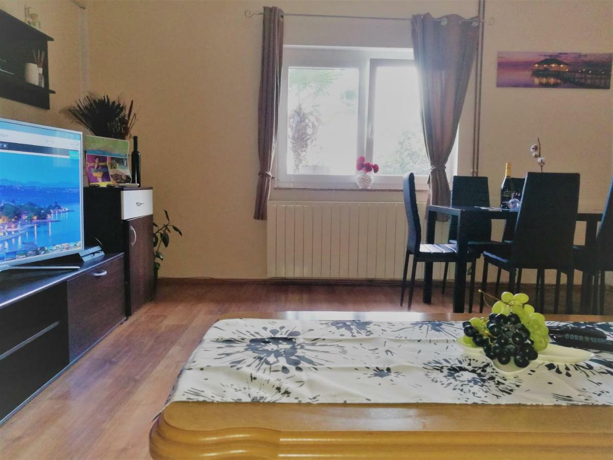 Flumine Apartmán *